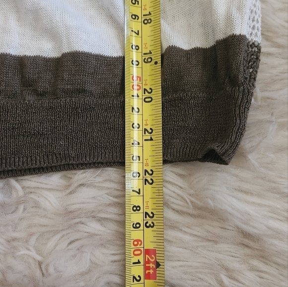 360 Sweater Tank - Picture 5 of 9